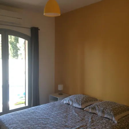 Naturiste Paulana 2*