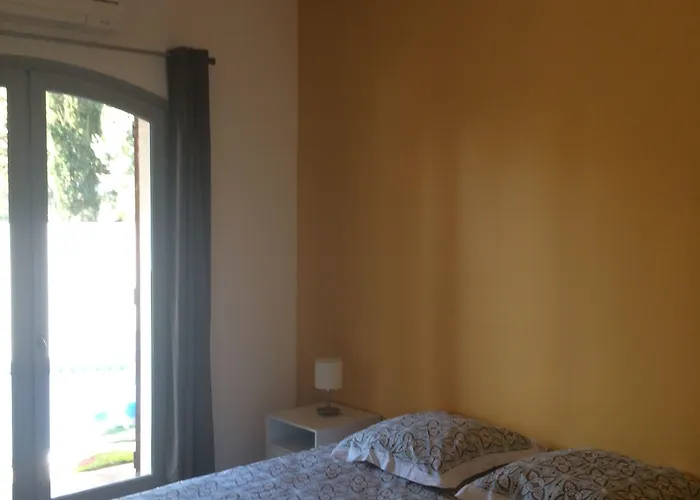 Naturiste Paulana 2*