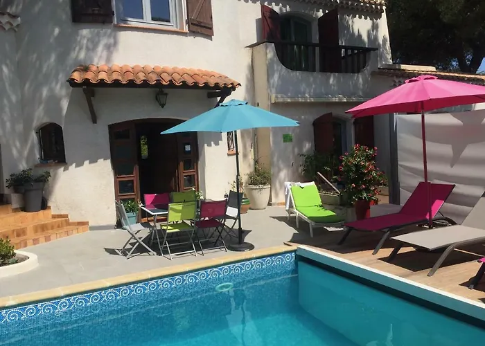 Naturiste Paulana Bed & Breakfast 2*