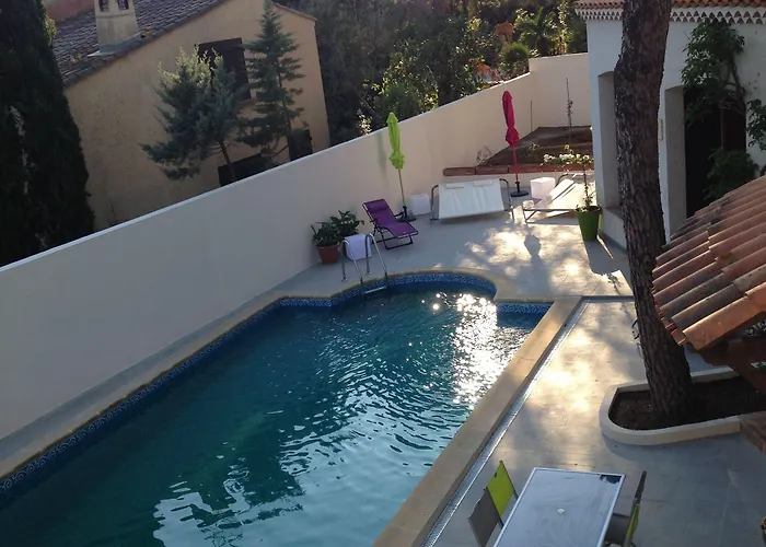 Naturiste Paulana אגדה