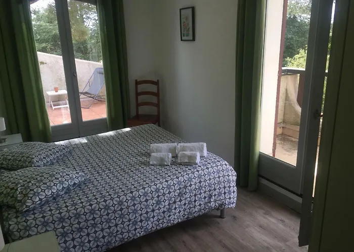 Naturiste Paulana אגדה